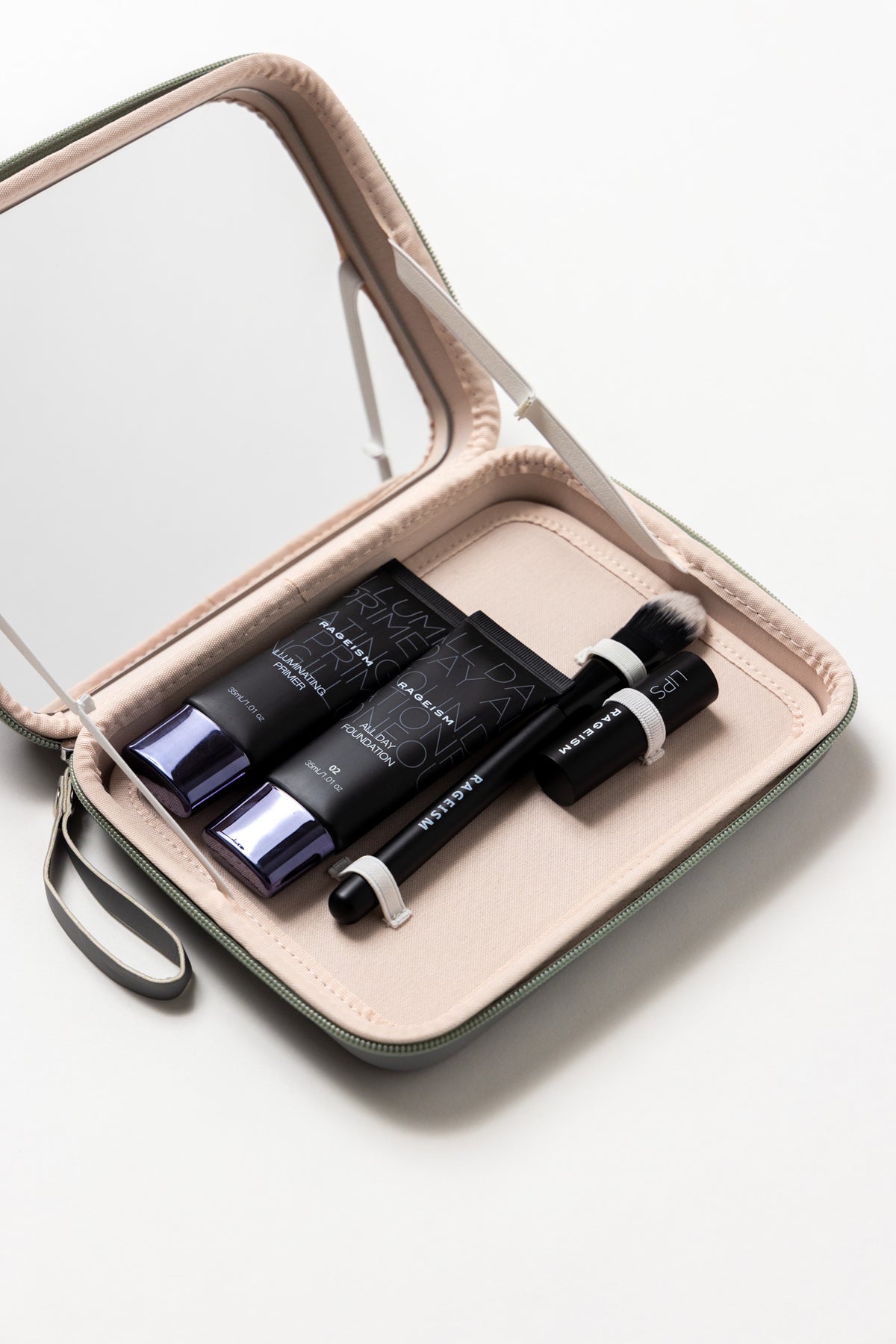 Super Celebration Beauty Kit